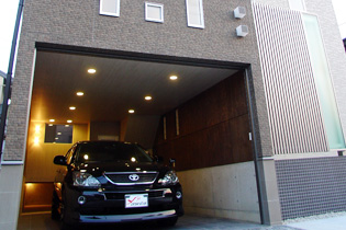 �C���i�[�K���[�W