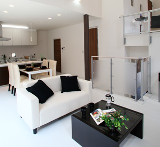 ���r���O�_�C�j���O