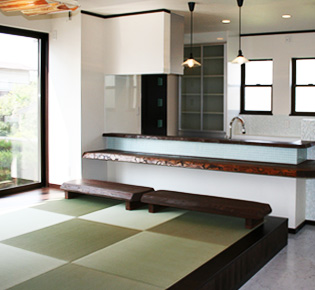 ���r���O