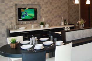 �_�C�j���O�X�y�[�X